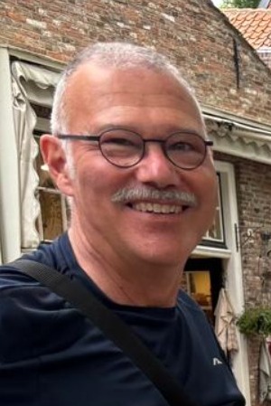 Dr. Serge Morren